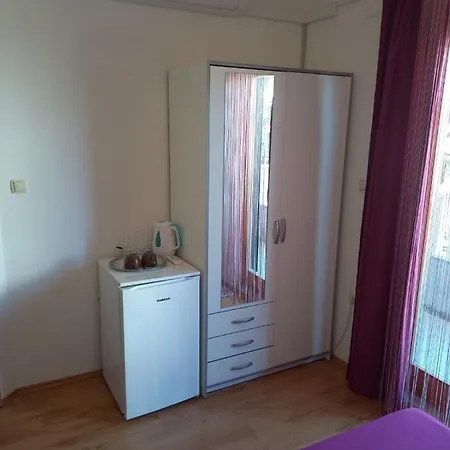 Dragutin & Gasthuis 3*