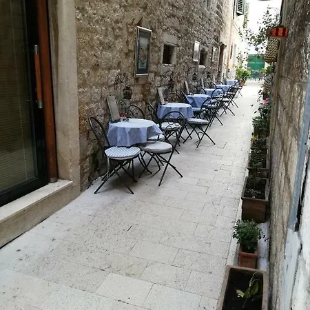 Dragutin & Trogir